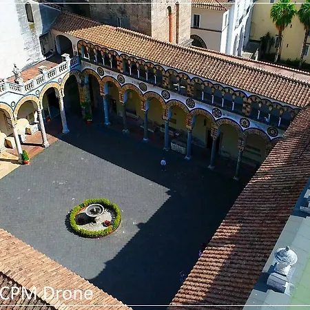 Palazzo Scaramella Couette-café 4*