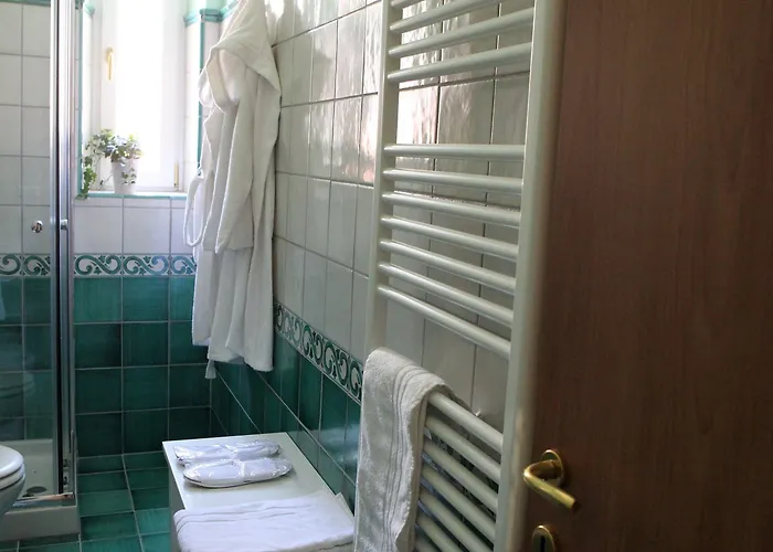 Bed & Breakfast Palazzo Scaramella 4*