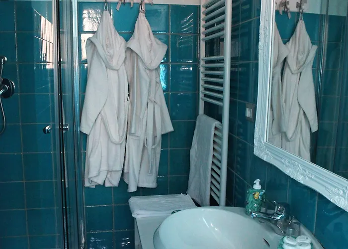 Bed & Breakfast Palazzo Scaramella 4*