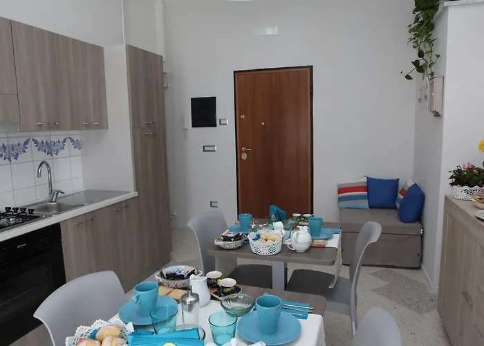 Bed & Breakfast Palazzo Scaramella 4*